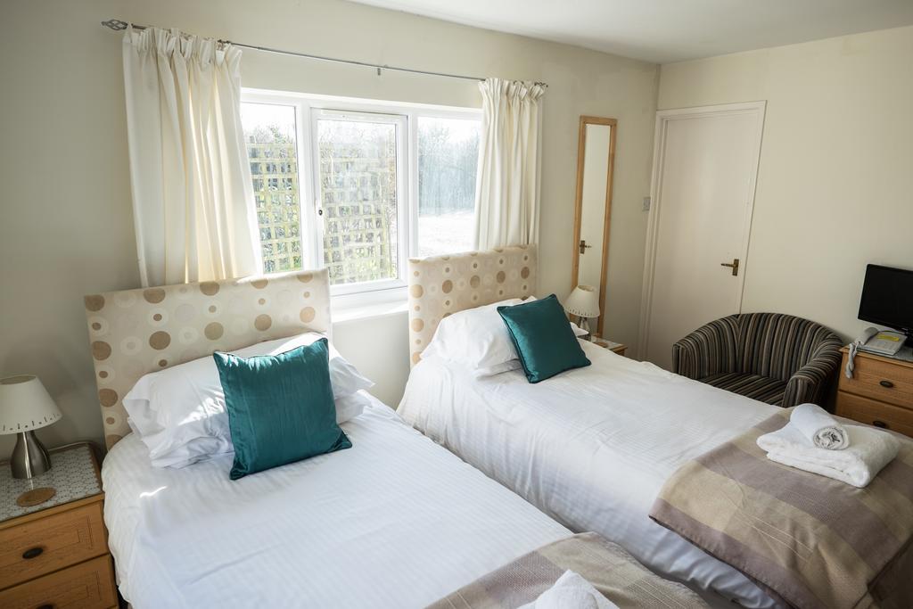 The Longcross Hotel And Gardens Bodmin Room photo